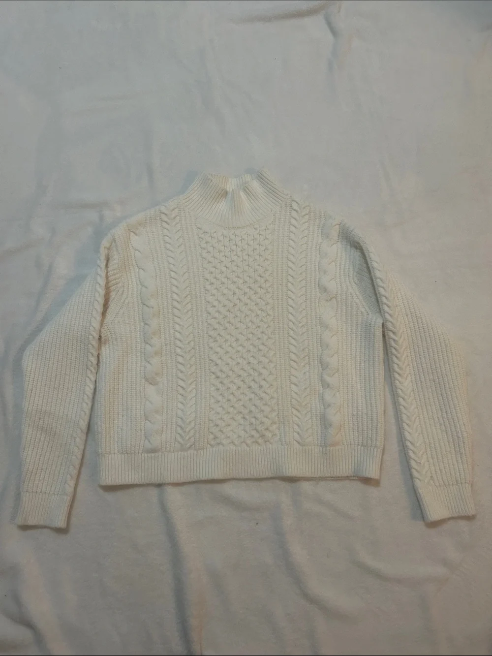 Banana Republic Women’s Sweater White Cable Knit Turtleneck Size Medium